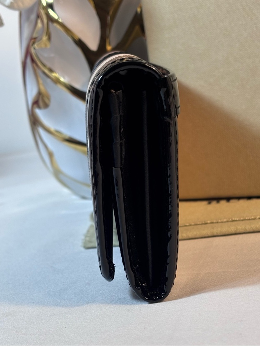 Beautiful Burberry Wallet - Picture 2 of 15